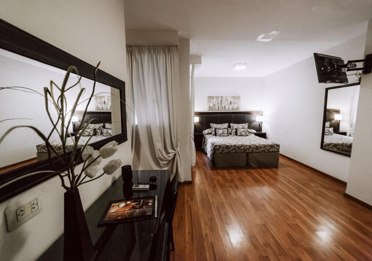 Carlos V Hotel 3*