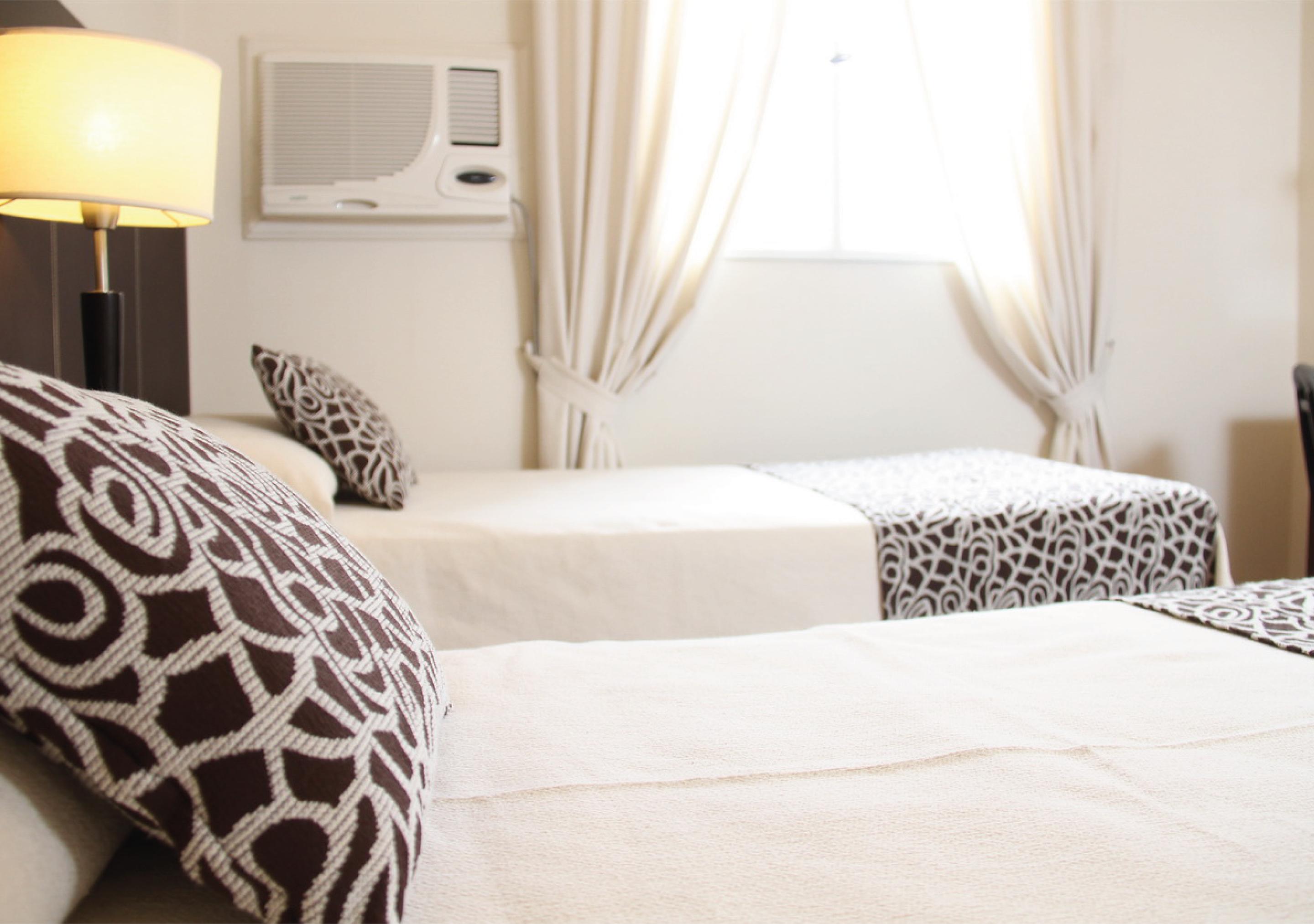 Carlos V Hotel 3*