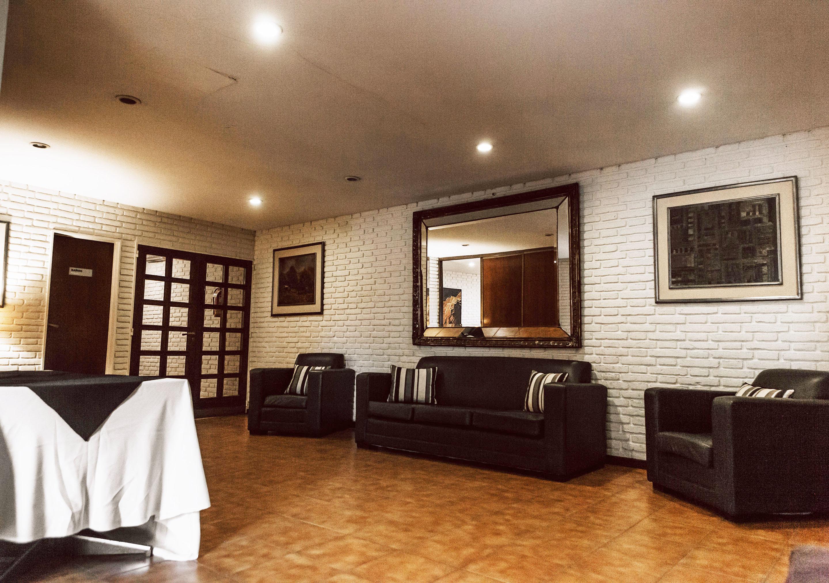Carlos V Hotel San Miguel de Tucumán